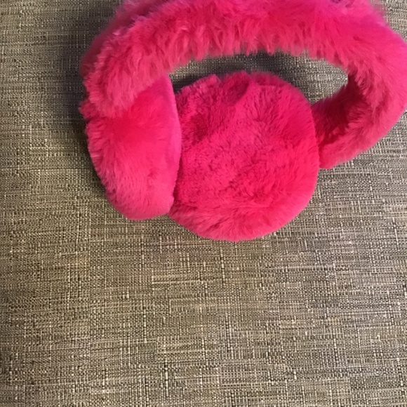 Pink Earmuffs fuzzy with sequins one size - Picture 3 of 3